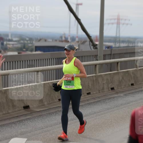 03.10.2025 - Köhlbrandbrückenlauf Jannik Wohlers http://msf.ph/oto/9151438 03.10.2025 15:58:22 Position 1 9540, 8223 meine-sportfotos.de