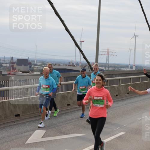 03.10.2025 - Köhlbrandbrückenlauf Jannik Wohlers http://msf.ph/oto/9151521 03.10.2025 15:58:32 Position 1 8614 meine-sportfotos.de