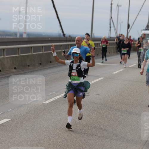 03.10.2025 - Köhlbrandbrückenlauf Jannik Wohlers http://msf.ph/oto/9151556 03.10.2025 15:58:38 Position 1 9685, 8570 meine-sportfotos.de