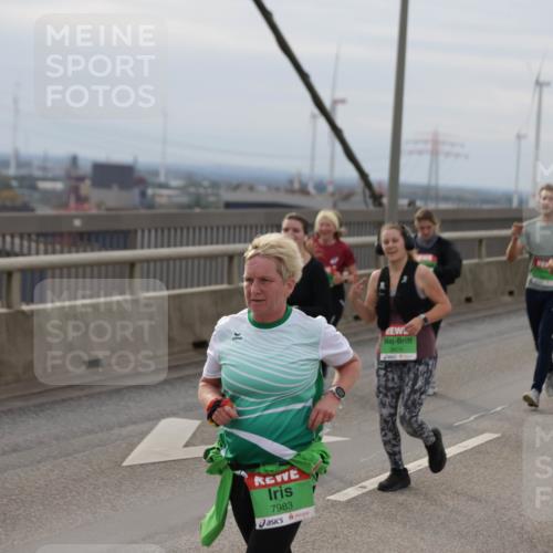 03.10.2025 - Köhlbrandbrückenlauf Jannik Wohlers http://msf.ph/oto/9151592 03.10.2025 15:58:46 Position 1 7983, 8474 meine-sportfotos.de