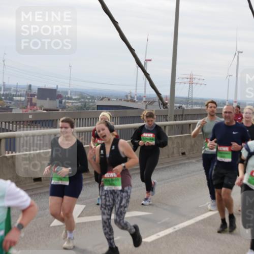 03.10.2025 - Köhlbrandbrückenlauf Jannik Wohlers http://msf.ph/oto/9151598 03.10.2025 15:58:47 Position 1  meine-sportfotos.de