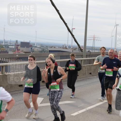 03.10.2025 - Köhlbrandbrückenlauf Jannik Wohlers http://msf.ph/oto/9151599 03.10.2025 15:58:47 Position 1  meine-sportfotos.de