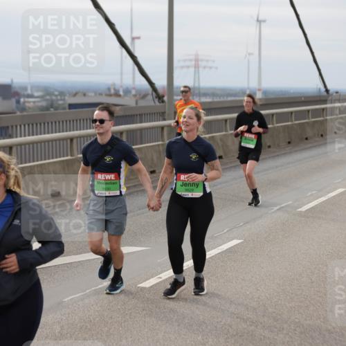 03.10.2025 - Köhlbrandbrückenlauf Jannik Wohlers http://msf.ph/oto/9151735 03.10.2025 15:59:09 Position 1 9630, 9629 meine-sportfotos.de