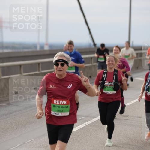 03.10.2025 - Köhlbrandbrückenlauf Jannik Wohlers http://msf.ph/oto/9151848 03.10.2025 15:59:32 Position 1 8673, 8879 meine-sportfotos.de