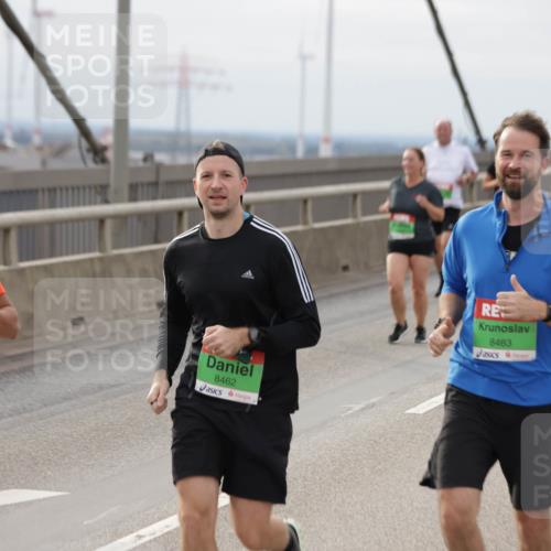 03.10.2025 - Köhlbrandbrückenlauf Jannik Wohlers http://msf.ph/oto/9151889 03.10.2025 15:59:40 Position 1 9723, 8462, 8463 meine-sportfotos.de
