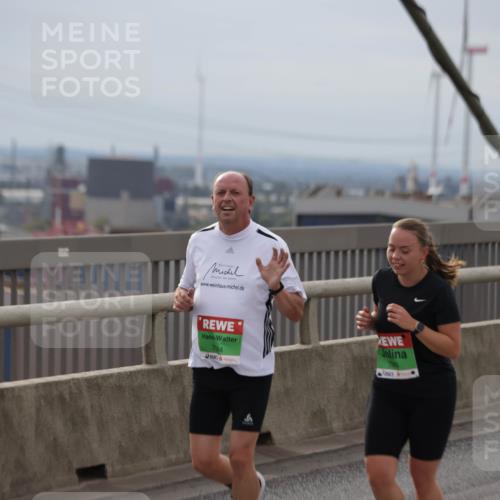 03.10.2025 - Köhlbrandbrückenlauf Jannik Wohlers http://msf.ph/oto/9151919 03.10.2025 15:59:45 Position 1 784 meine-sportfotos.de