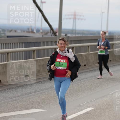 03.10.2025 - Köhlbrandbrückenlauf Jannik Wohlers http://msf.ph/oto/9151932 03.10.2025 15:59:47 Position 1 8222 meine-sportfotos.de