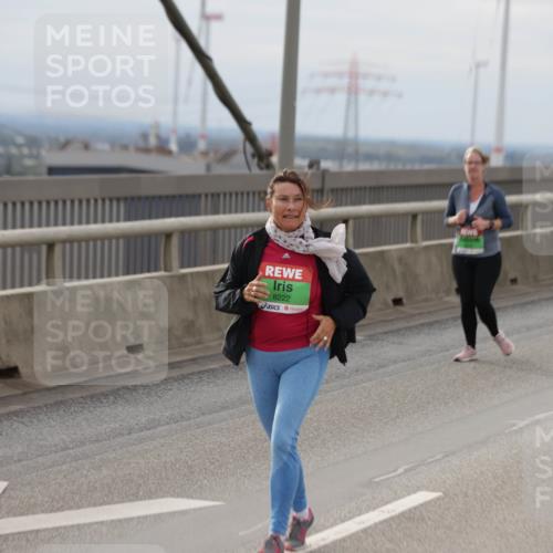 03.10.2025 - Köhlbrandbrückenlauf Jannik Wohlers http://msf.ph/oto/9151933 03.10.2025 15:59:47 Position 1 8222 meine-sportfotos.de