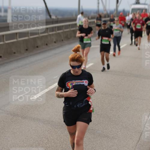 03.10.2025 - Köhlbrandbrückenlauf Jannik Wohlers http://msf.ph/oto/9151959 03.10.2025 15:59:59 Position 1  meine-sportfotos.de
