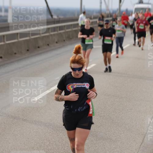 03.10.2025 - Köhlbrandbrückenlauf Jannik Wohlers http://msf.ph/oto/9151960 03.10.2025 15:59:59 Position 1 410 meine-sportfotos.de