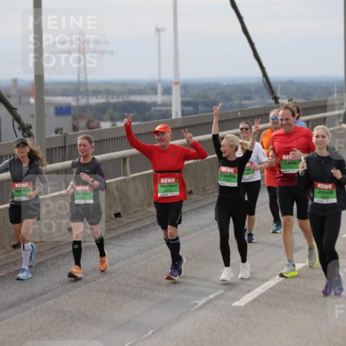03.10.2025 - Köhlbrandbrückenlauf Jannik Wohlers http://msf.ph/oto/9152056 03.10.2025 16:00:11 Position 1 8159, 8160, 7707, 7755 meine-sportfotos.de
