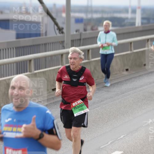 03.10.2025 - Köhlbrandbrückenlauf Jannik Wohlers http://msf.ph/oto/9152246 03.10.2025 16:00:39 Position 1 8312 meine-sportfotos.de