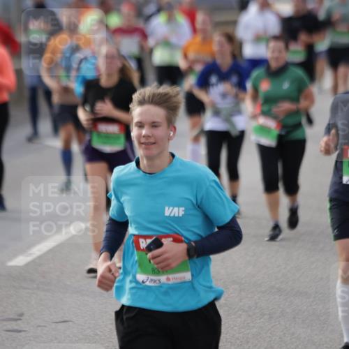 03.10.2025 - Köhlbrandbrückenlauf Jannik Wohlers http://msf.ph/oto/9152262 03.10.2025 16:00:41 Position 1 837, 7917 meine-sportfotos.de