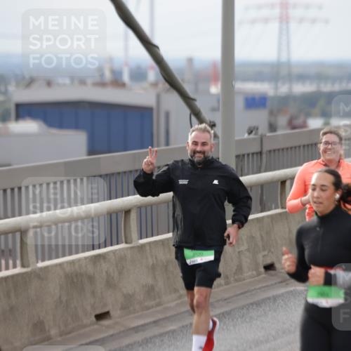 03.10.2025 - Köhlbrandbrückenlauf Jannik Wohlers http://msf.ph/oto/9152283 03.10.2025 16:00:45 Position 1 8520 meine-sportfotos.de