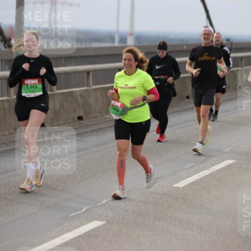 03.10.2025 - Köhlbrandbrückenlauf Jannik Wohlers http://msf.ph/oto/9152430 03.10.2025 16:01:08 Position 1 7797 meine-sportfotos.de