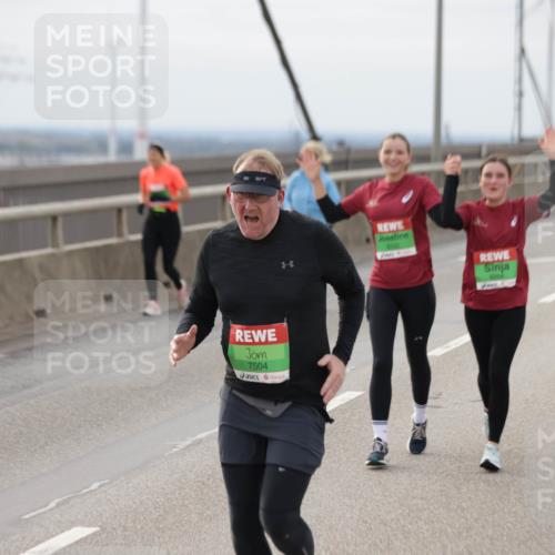 03.10.2025 - Köhlbrandbrückenlauf Jannik Wohlers http://msf.ph/oto/9152628 03.10.2025 16:01:42 Position 1 7504, 8254 meine-sportfotos.de