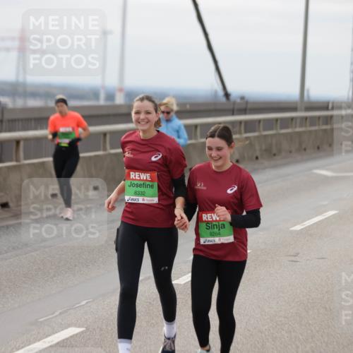 03.10.2025 - Köhlbrandbrückenlauf Jannik Wohlers http://msf.ph/oto/9152631 03.10.2025 16:01:44 Position 1 8332, 8264 meine-sportfotos.de