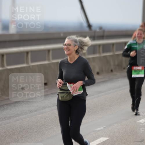 03.10.2025 - Köhlbrandbrückenlauf Jannik Wohlers http://msf.ph/oto/9152668 03.10.2025 16:01:48 Position 1 96 meine-sportfotos.de