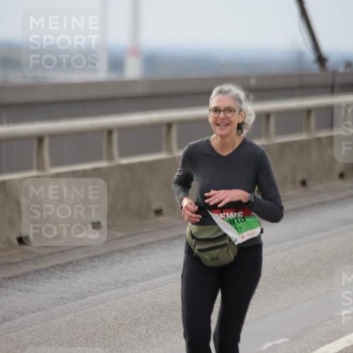 03.10.2025 - Köhlbrandbrückenlauf Jannik Wohlers http://msf.ph/oto/9152676 03.10.2025 16:01:49 Position 1  meine-sportfotos.de