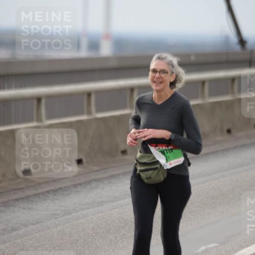 03.10.2025 - Köhlbrandbrückenlauf Jannik Wohlers http://msf.ph/oto/9152677 03.10.2025 16:01:49 Position 1  meine-sportfotos.de