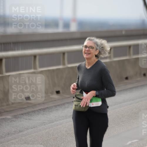 03.10.2025 - Köhlbrandbrückenlauf Jannik Wohlers http://msf.ph/oto/9152680 03.10.2025 16:01:49 Position 1  meine-sportfotos.de