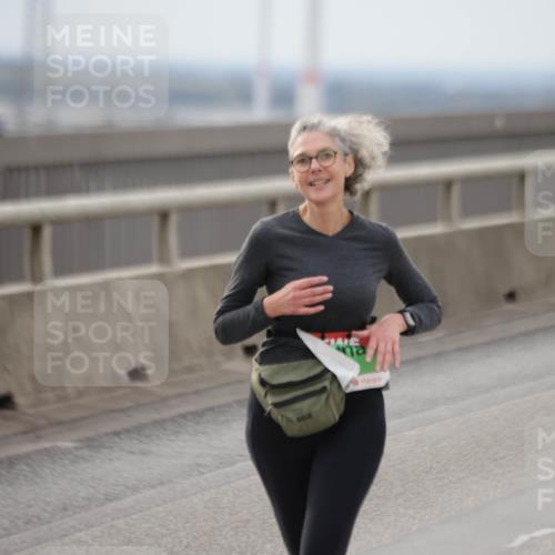 03.10.2025 - Köhlbrandbrückenlauf Jannik Wohlers http://msf.ph/oto/9152685 03.10.2025 16:01:49 Position 1  meine-sportfotos.de