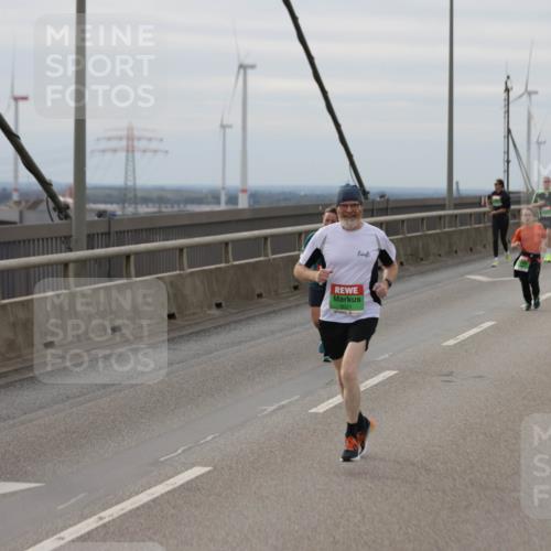 03.10.2025 - Köhlbrandbrückenlauf Jannik Wohlers http://msf.ph/oto/9152823 03.10.2025 16:02:18 Position 1  meine-sportfotos.de