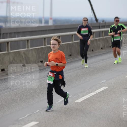 03.10.2025 - Köhlbrandbrückenlauf Jannik Wohlers http://msf.ph/oto/9152847 03.10.2025 16:02:24 Position 1 89 meine-sportfotos.de