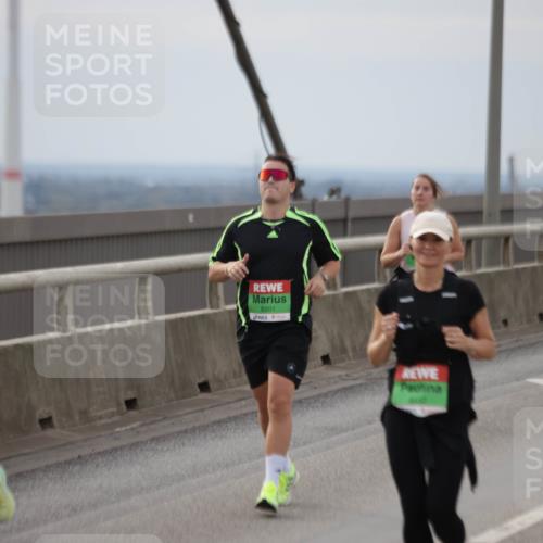 03.10.2025 - Köhlbrandbrückenlauf Jannik Wohlers http://msf.ph/oto/9152850 03.10.2025 16:02:26 Position 1 8201 meine-sportfotos.de