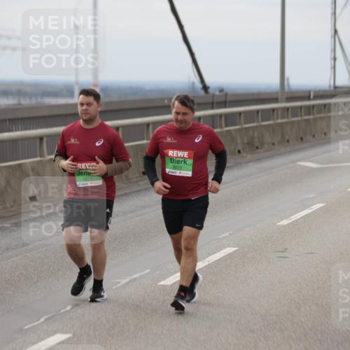 03.10.2025 - Köhlbrandbrückenlauf Jannik Wohlers http://msf.ph/oto/9152879 03.10.2025 16:02:32 Position 1 9271, 9270 meine-sportfotos.de