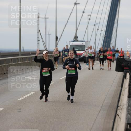 03.10.2025 - Köhlbrandbrückenlauf Jannik Wohlers http://msf.ph/oto/9152890 03.10.2025 16:02:37 Position 1 8343 meine-sportfotos.de