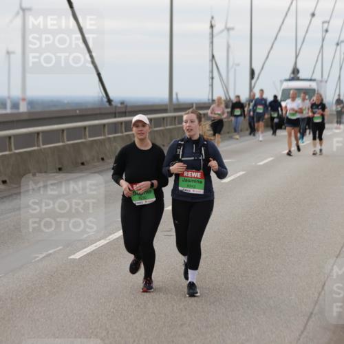 03.10.2025 - Köhlbrandbrückenlauf Jannik Wohlers http://msf.ph/oto/9152892 03.10.2025 16:02:40 Position 1 8235, 8343 meine-sportfotos.de