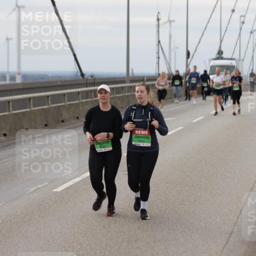 03.10.2025 - Köhlbrandbrückenlauf Jannik Wohlers http://msf.ph/oto/9152893 03.10.2025 16:02:40 Position 1 8235, 8343 meine-sportfotos.de