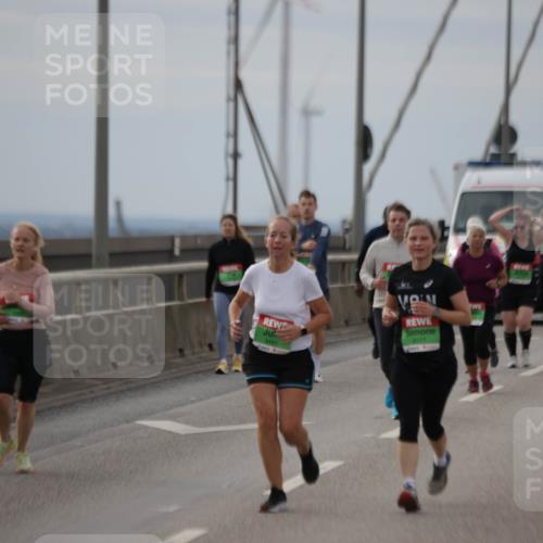 03.10.2025 - Köhlbrandbrückenlauf Jannik Wohlers http://msf.ph/oto/9152920 03.10.2025 16:02:44 Position 1 8491, 8177 meine-sportfotos.de
