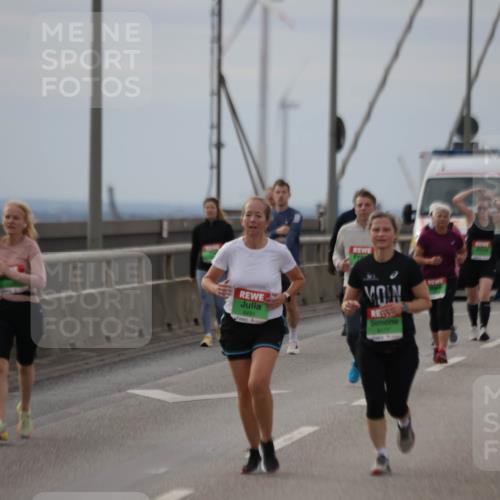 03.10.2025 - Köhlbrandbrückenlauf Jannik Wohlers http://msf.ph/oto/9152922 03.10.2025 16:02:44 Position 1 8491, 8177 meine-sportfotos.de