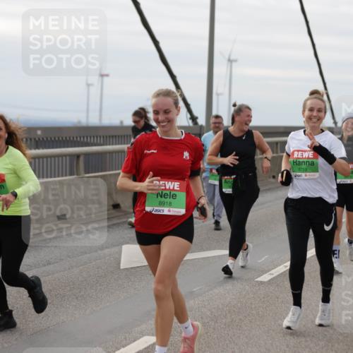 03.10.2025 - Köhlbrandbrückenlauf Jannik Wohlers http://msf.ph/oto/9153025 03.10.2025 16:03:22 Position 1 8918, 8759, 8756 meine-sportfotos.de