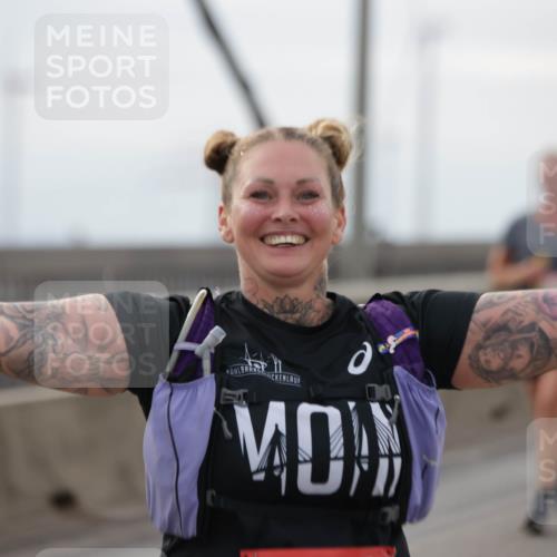 03.10.2025 - Köhlbrandbrückenlauf Jannik Wohlers http://msf.ph/oto/9153085 03.10.2025 16:03:28 Position 1  meine-sportfotos.de