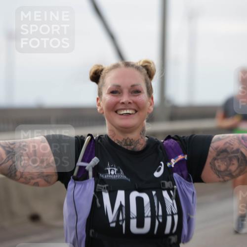 03.10.2025 - Köhlbrandbrückenlauf Jannik Wohlers http://msf.ph/oto/9153086 03.10.2025 16:03:28 Position 1  meine-sportfotos.de
