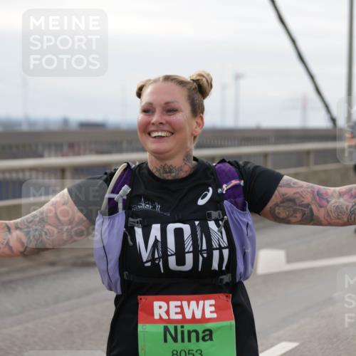03.10.2025 - Köhlbrandbrückenlauf Jannik Wohlers http://msf.ph/oto/9153093 03.10.2025 16:03:29 Position 1 8053 meine-sportfotos.de