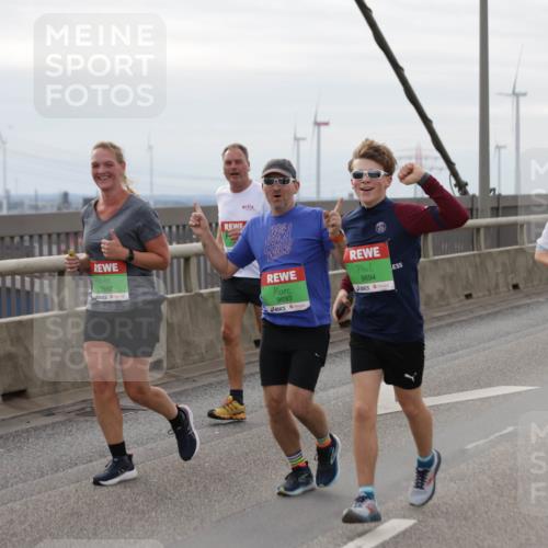 03.10.2025 - Köhlbrandbrückenlauf Jannik Wohlers http://msf.ph/oto/9153109 03.10.2025 16:03:31 Position 1 9692, 9693, 9694, 9214 meine-sportfotos.de