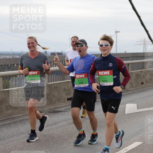 03.10.2025 - Köhlbrandbrückenlauf Jannik Wohlers http://msf.ph/oto/9153116 03.10.2025 16:03:32 Position 1 9692, 9693, 9694, 9214 meine-sportfotos.de