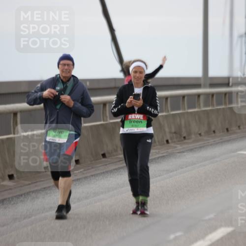 03.10.2025 - Köhlbrandbrückenlauf Jannik Wohlers http://msf.ph/oto/9153136 03.10.2025 16:03:36 Position 1 8768, 8767 meine-sportfotos.de