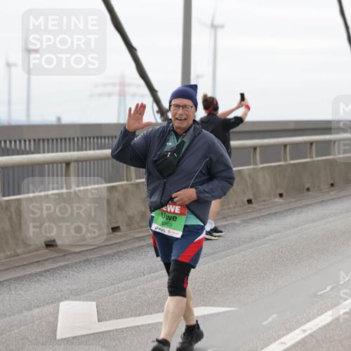 03.10.2025 - Köhlbrandbrückenlauf Jannik Wohlers http://msf.ph/oto/9153151 03.10.2025 16:03:44 Position 1 8768 meine-sportfotos.de