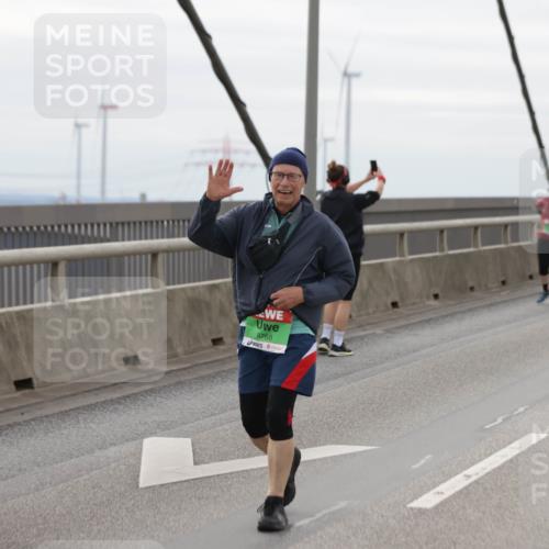 03.10.2025 - Köhlbrandbrückenlauf Jannik Wohlers http://msf.ph/oto/9153154 03.10.2025 16:03:44 Position 1 8767, 8768 meine-sportfotos.de