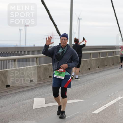 03.10.2025 - Köhlbrandbrückenlauf Jannik Wohlers http://msf.ph/oto/9153155 03.10.2025 16:03:44 Position 1 8767, 8768 meine-sportfotos.de