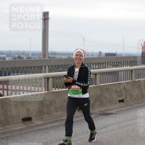 03.10.2025 - Köhlbrandbrückenlauf Jannik Wohlers http://msf.ph/oto/9153161 03.10.2025 16:03:45 Position 1 5310, 8767, 3768 meine-sportfotos.de