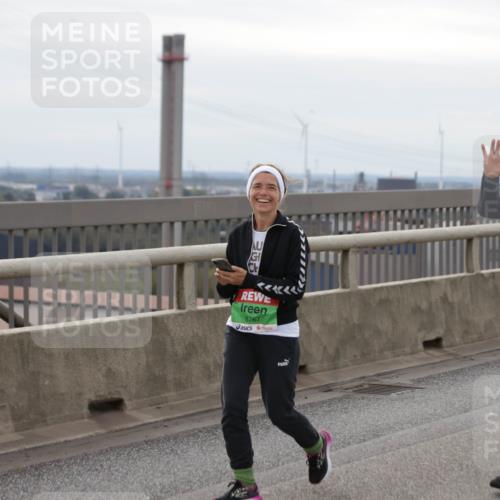 03.10.2025 - Köhlbrandbrückenlauf Jannik Wohlers http://msf.ph/oto/9153163 03.10.2025 16:03:45 Position 1 8767, 8768 meine-sportfotos.de