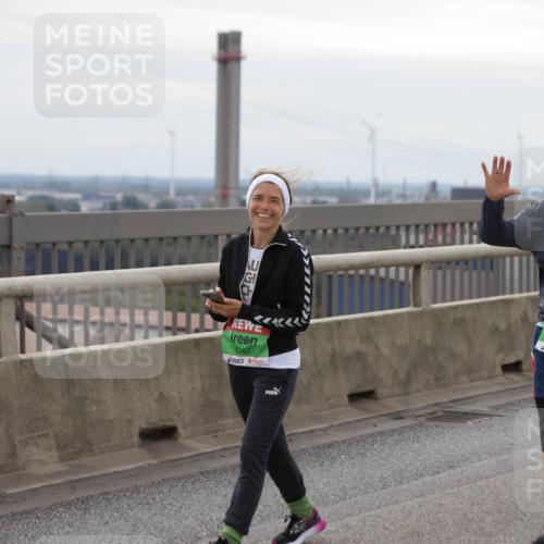 03.10.2025 - Köhlbrandbrückenlauf Jannik Wohlers http://msf.ph/oto/9153168 03.10.2025 16:03:46 Position 1 8767, 8768 meine-sportfotos.de
