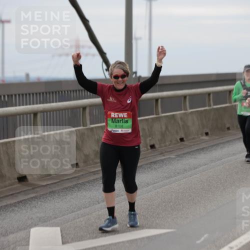 03.10.2025 - Köhlbrandbrückenlauf Jannik Wohlers http://msf.ph/oto/9153202 03.10.2025 16:03:51 Position 1 8108, 8353 meine-sportfotos.de