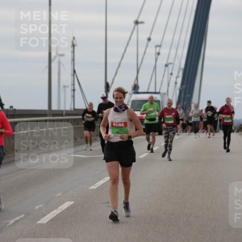 03.10.2025 - Köhlbrandbrückenlauf Jannik Wohlers http://msf.ph/oto/9153211 03.10.2025 16:03:52 Position 1 97 meine-sportfotos.de